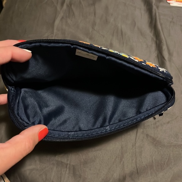 🚩(2 for $9) Vera Bradley iPad mini case - Picture 4 of 4